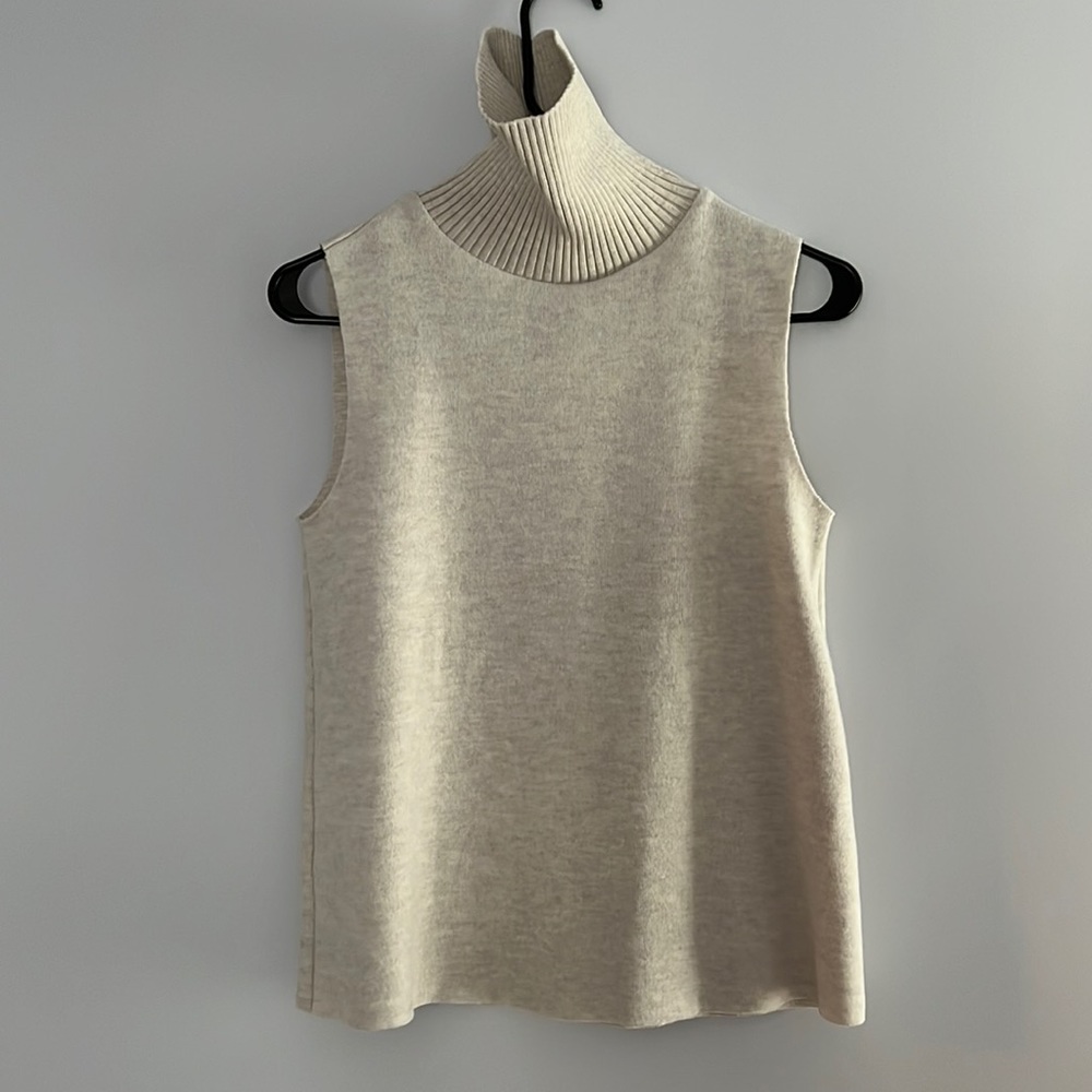 SALE!!Zara soft top